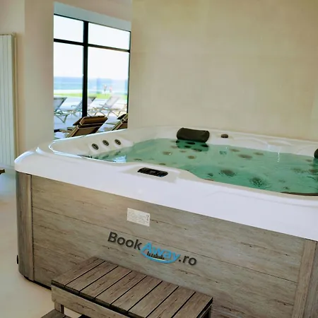 Yuma - Jacuzzi & Sauna Infinity Apartment