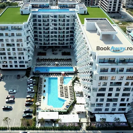 Appartement Yuma - Infinity Pool & Năvodari