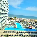 Апартаменты Yuma In Infinity Pool & *