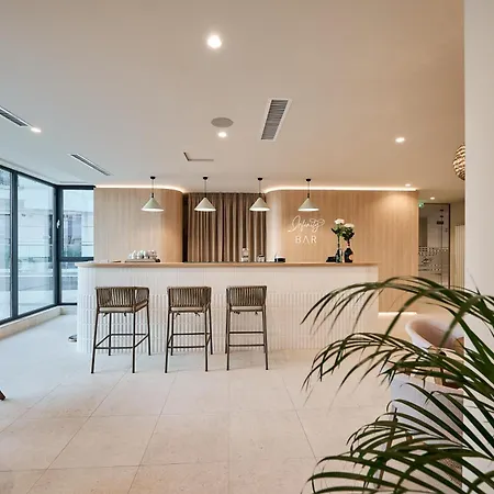 Yuma - Jacuzzi & Sauna Infinity *