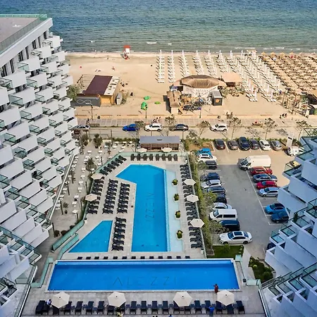 Apartment Yuma In Infinity Pool & *