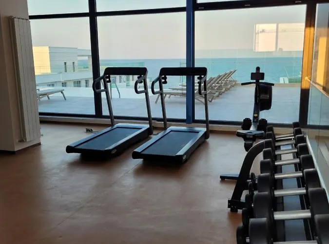 Διαμέρισμα Yuma - Jacuzzi & Sauna Infinity Năvodari